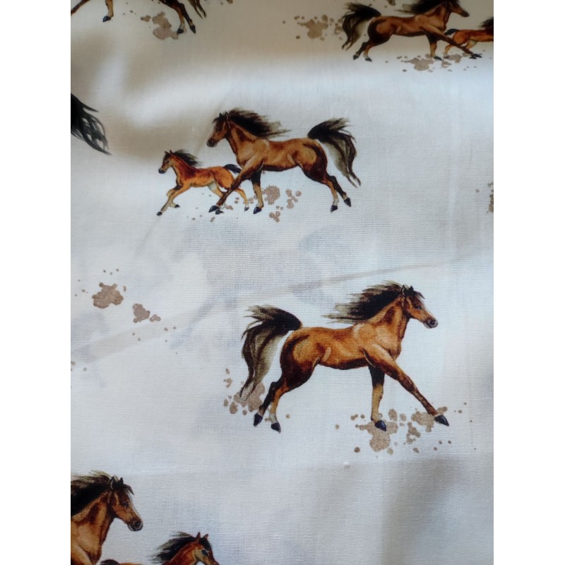 Popeline imprimée chevaux 100% coton